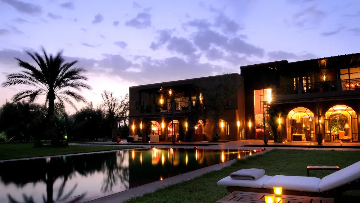 Applications of Solar Lights in US Resorts
