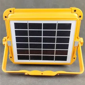 High lumen portable red and blue LED solar light